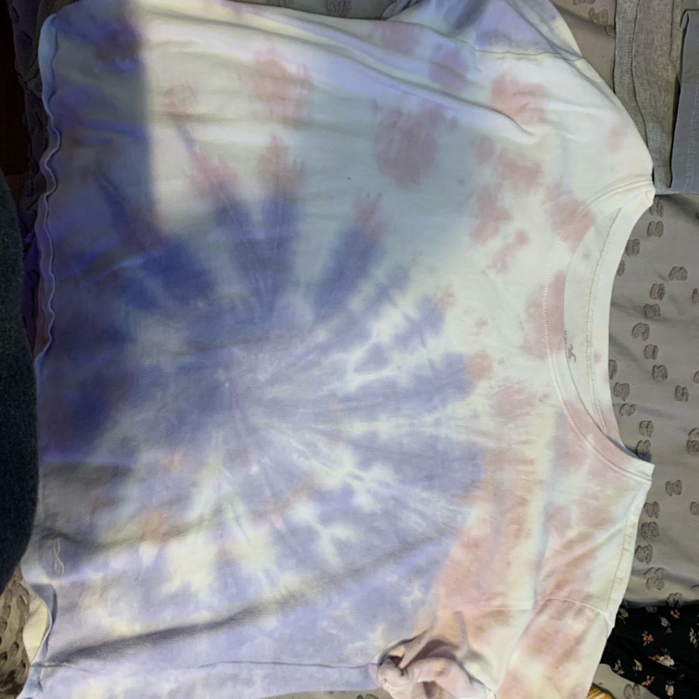 Hollister tye dye